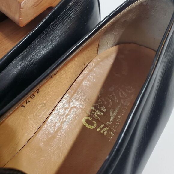 Salvatore Ferragamo Black Leather Loafers - Picture 4 of 11